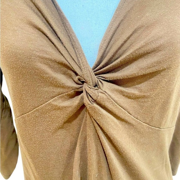 Talbots v neck front knot caramel brown lightweight top 3/4 sleeve size medium - Picture 6 of 10